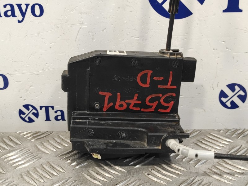 Recambio de cerradura puerta trasera derecha para peugeot 308 1.6 blue-hdi fap referencia OEM IAM 9826110980  