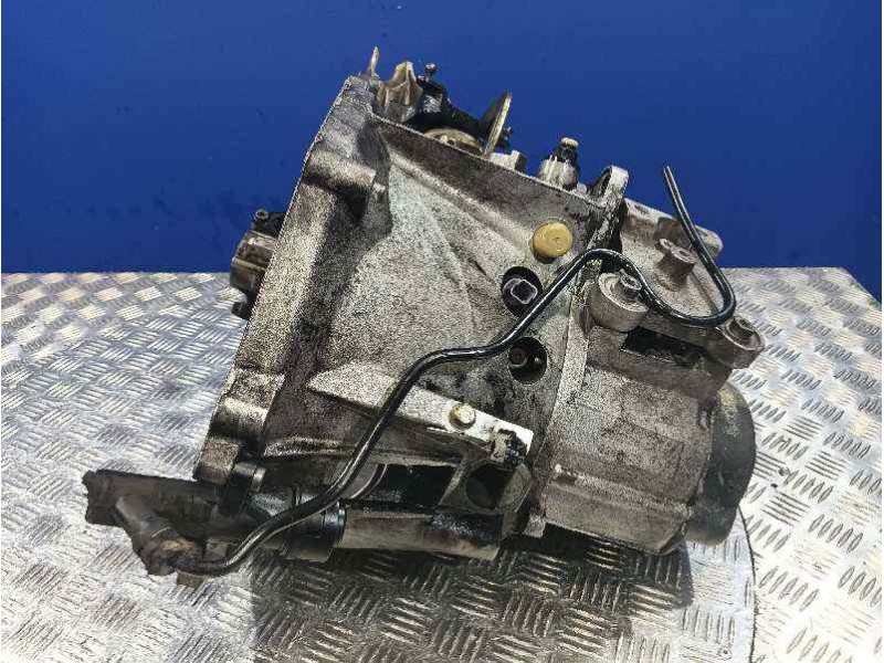 Recambio de caja cambios para peugeot 207 referencia OEM IAM 20DP28  