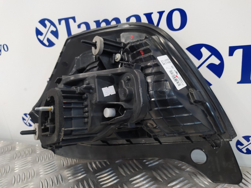 Recambio de piloto trasero izquierdo para renault twingo iii 1.0 sce referencia OEM IAM 265551677R  