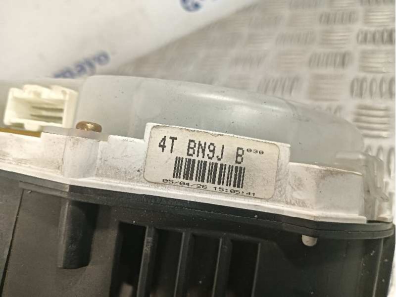 Recambio de cuadro instrumentos para mazda 3 berlina (bk) 1.6 cd diesel cat referencia OEM IAM 4TBN9JB  