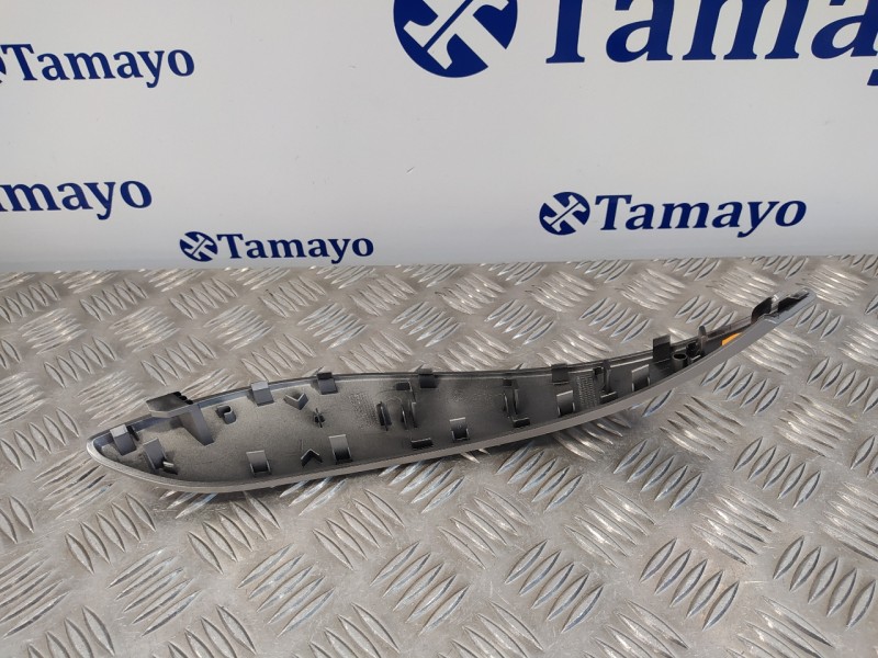 Recambio de moldura puerta delantera izquierda para bmw serie 2 coupe (f22) 1.5 12v referencia OEM IAM 27648710  