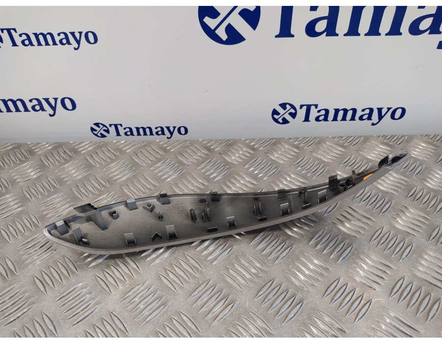 Recambio de moldura puerta delantera izquierda para bmw serie 2 coupe (f22) 1.5 12v referencia OEM IAM 27648710  