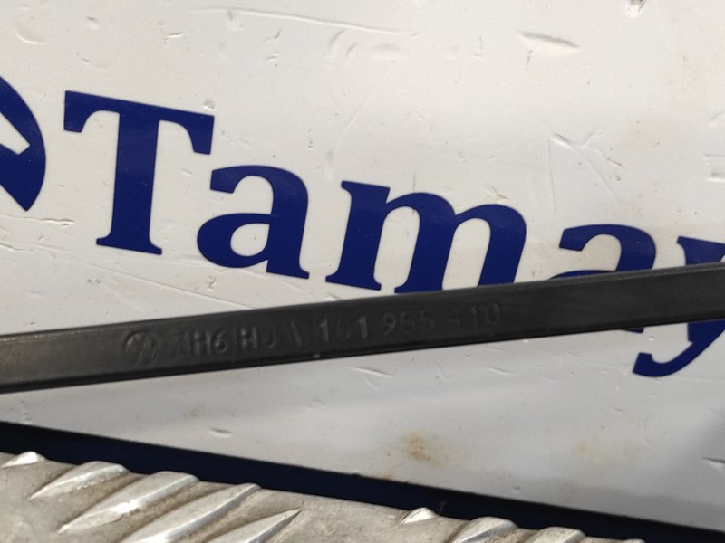 Recambio de brazo limpia delantero derecho para volkswagen golf vi (5k1) 1.6 tdi dpf referencia OEM IAM 1Q1955410  