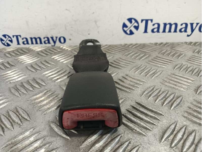 Recambio de enganche cinturon delantero derecho para suzuki swift berlina (mz) referencia OEM IAM E034501  