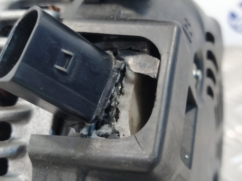 Recambio de alternador para bmw serie 2 gran tourer (f46) referencia OEM IAM  764013103 1042118181