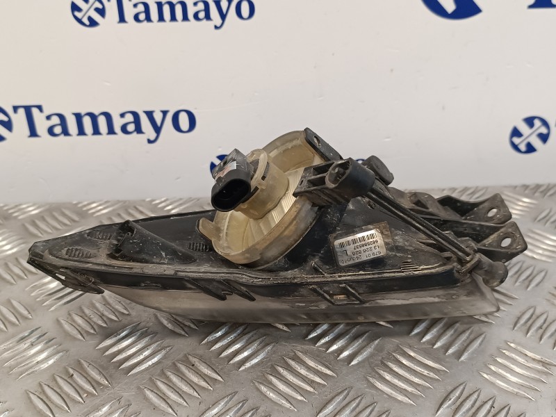 Recambio de faro antiniebla izquierdo para opel insignia berlina 2.0 cdti cat referencia OEM IAM 662588537  13226828
