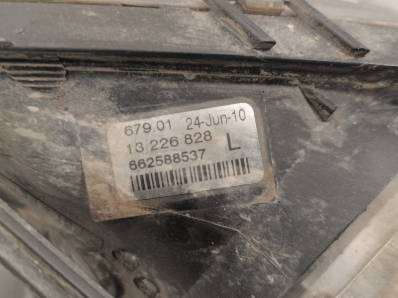 Recambio de faro antiniebla izquierdo para opel insignia berlina 2.0 cdti cat referencia OEM IAM 662588537  13226828