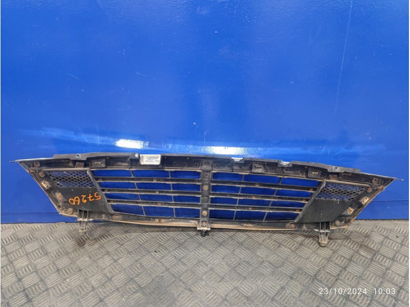 Recambio de rejilla delantera para ssangyong rexton 2.9 turbodiesel cat referencia OEM IAM 7946008000  7946308000