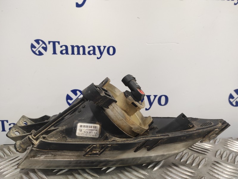 Recambio de faro antiniebla derecho para opel insignia berlina 2.0 cdti cat referencia OEM IAM 662588537  13226829