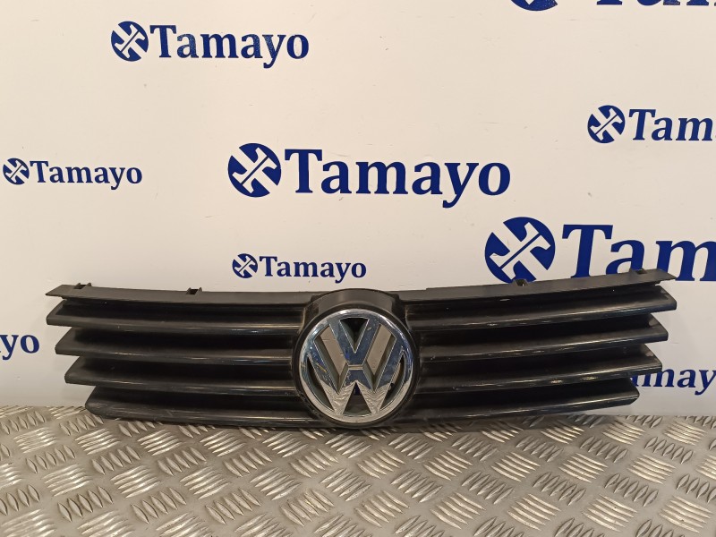 Recambio de rejilla delantera para volkswagen polo berlina (6n2) 1.4 16v referencia OEM IAM 6N0853651J  6N0853655