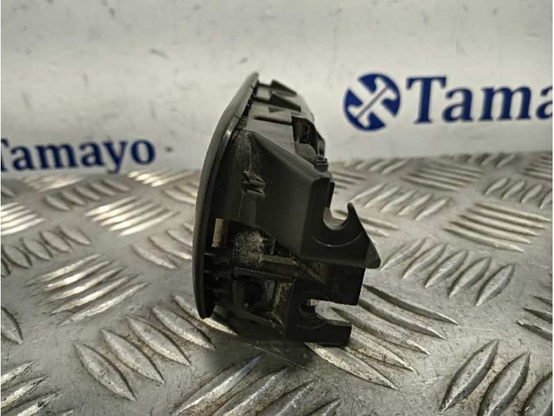 Recambio de maneta interior delantera derecha para toyota corolla verso (r1) referencia OEM IAM 692050F010  