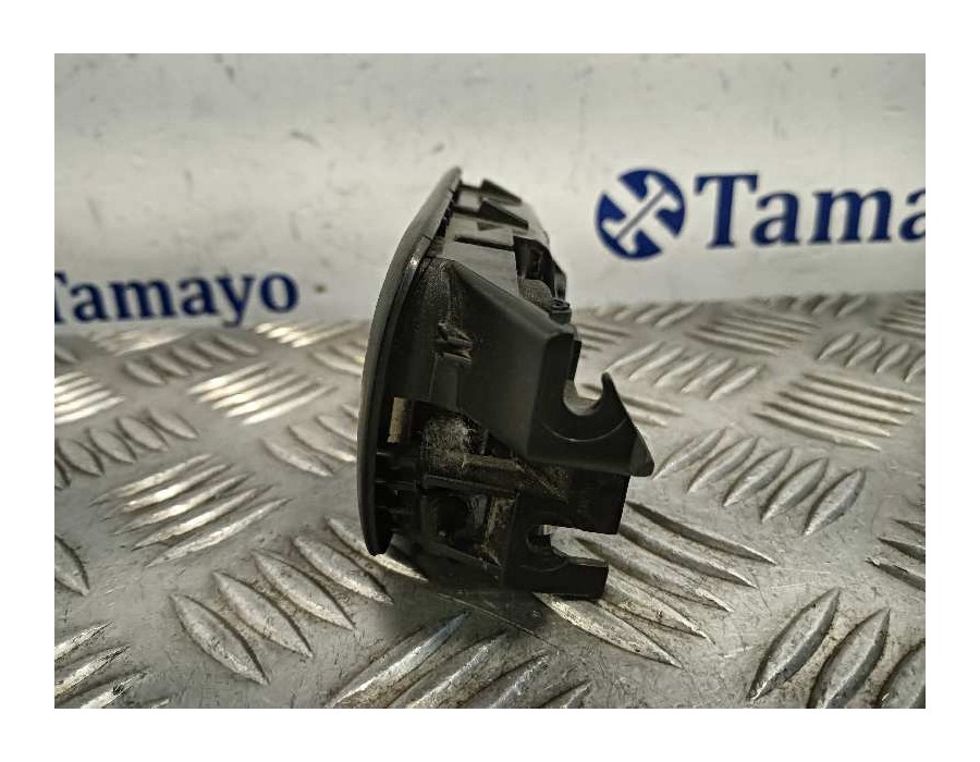 Recambio de maneta interior delantera derecha para toyota corolla verso (r1) referencia OEM IAM 692050F010  