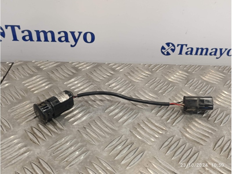 Recambio de sensor aparcamiento trasero para kia opirus 3.5 v6 cat referencia OEM IAM 957003F100  