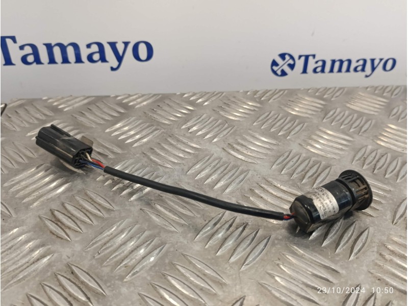 Recambio de sensor aparcamiento trasero para kia opirus 3.5 v6 cat referencia OEM IAM 957003F100  