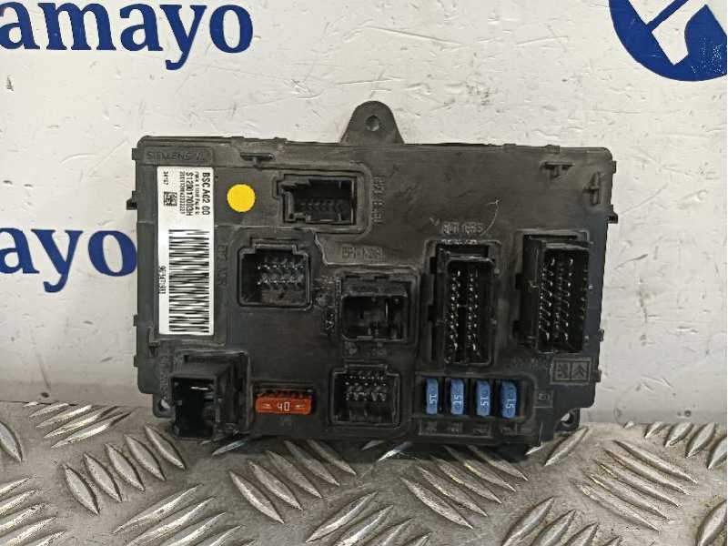 Recambio de caja reles / fusibles para peugeot 407 2.0 16v cat referencia OEM IAM 9655471980 BSCA0200 A120017003H