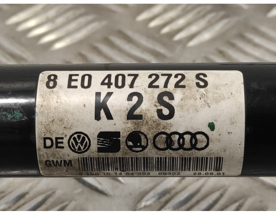 Recambio de transmision trasera derecha para audi a4 berlina (8e) 2.5 v6 24v tdi referencia OEM IAM 8E0407272S  