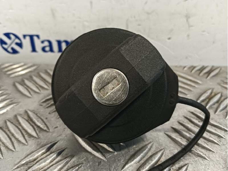 Recambio de tapon combustible para volkswagen caddy furgón/kombi referencia OEM IAM   