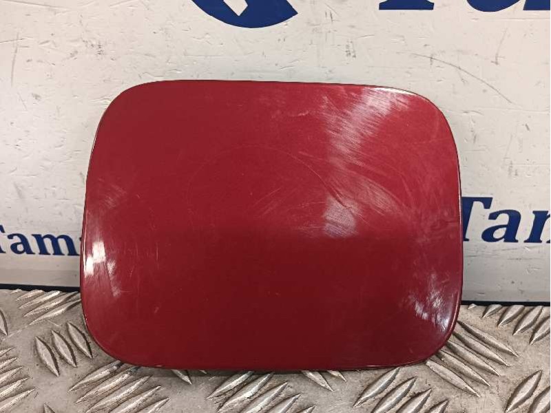 Recambio de tapa exterior combustible para volkswagen caddy furgón/kombi referencia OEM IAM   04L010012A