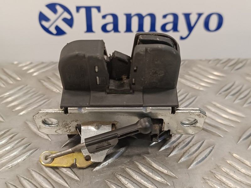 Recambio de cerradura maletero / porton para volkswagen polo (9n1) 1.4 tdi referencia OEM IAM 6Q6827505B  