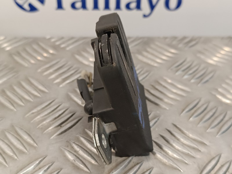 Recambio de cerradura maletero / porton para volkswagen polo (9n1) 1.4 tdi referencia OEM IAM 6Q6827505B  