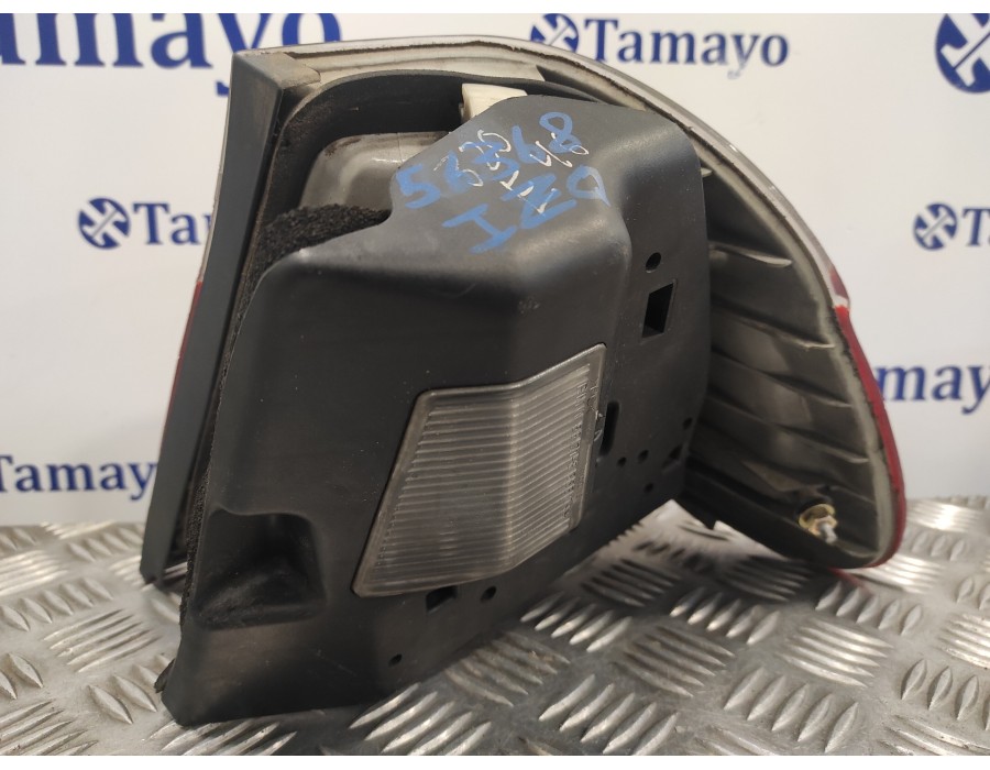 Recambio de piloto trasero izquierdo para bmw serie 3 berlina (e46) 2.0 16v diesel cat referencia OEM IAM   