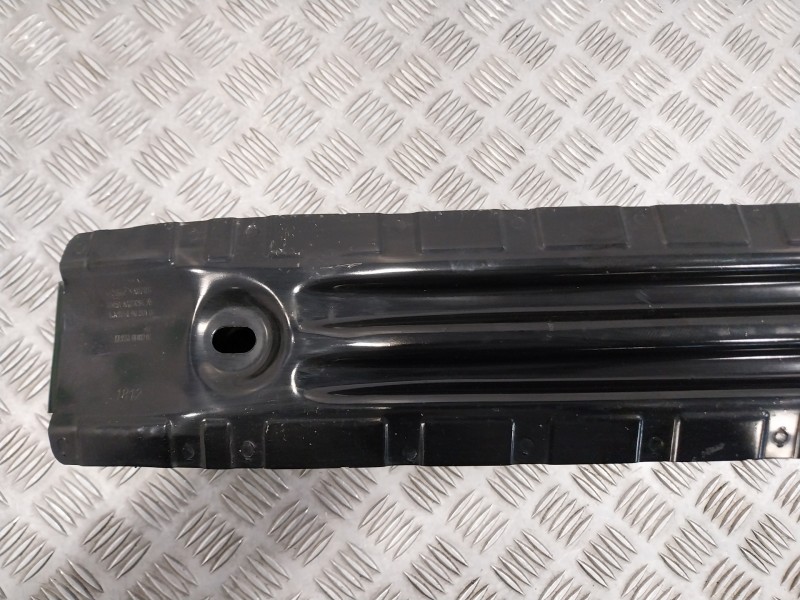 Recambio de refuerzo paragolpes trasero para ford focus sportbreak (cap) referencia OEM IAM  KA95584000204 KA95589000106