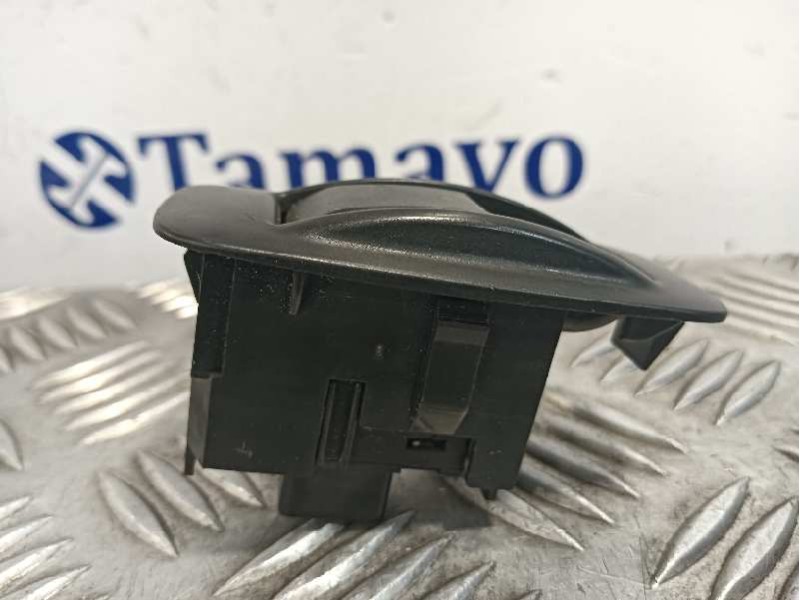 Recambio de mando elevalunas delantero derecho para toyota corolla verso (r1) referencia OEM IAM 54035228  