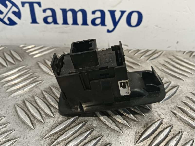Recambio de mando elevalunas delantero derecho para toyota corolla verso (r1) referencia OEM IAM 54035228  