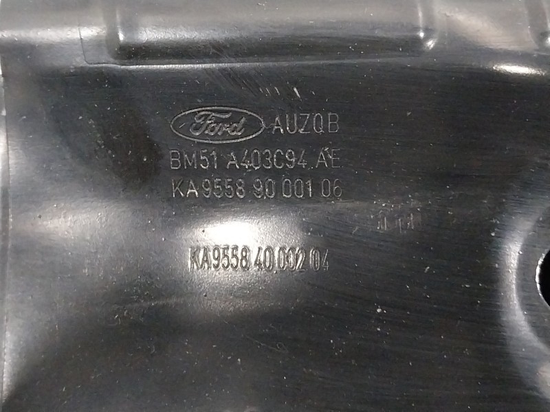 Recambio de refuerzo paragolpes trasero para ford focus sportbreak (cap) referencia OEM IAM  KA95584000204 KA95589000106