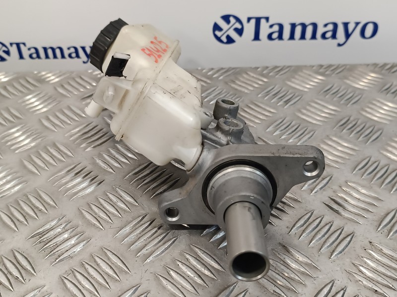 Recambio de bomba freno para toyota yaris 1.3 16v cat referencia OEM IAM 0335088777  