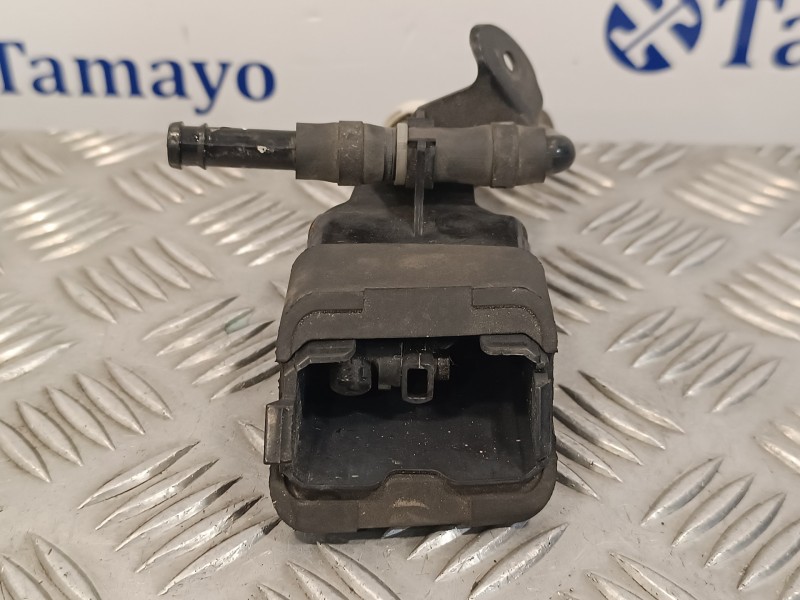 Recambio de limpia faros xenon para mazda 6 lim. (gh) 2.0 turbodiesel cat referencia OEM IAM GS1F5182Y  