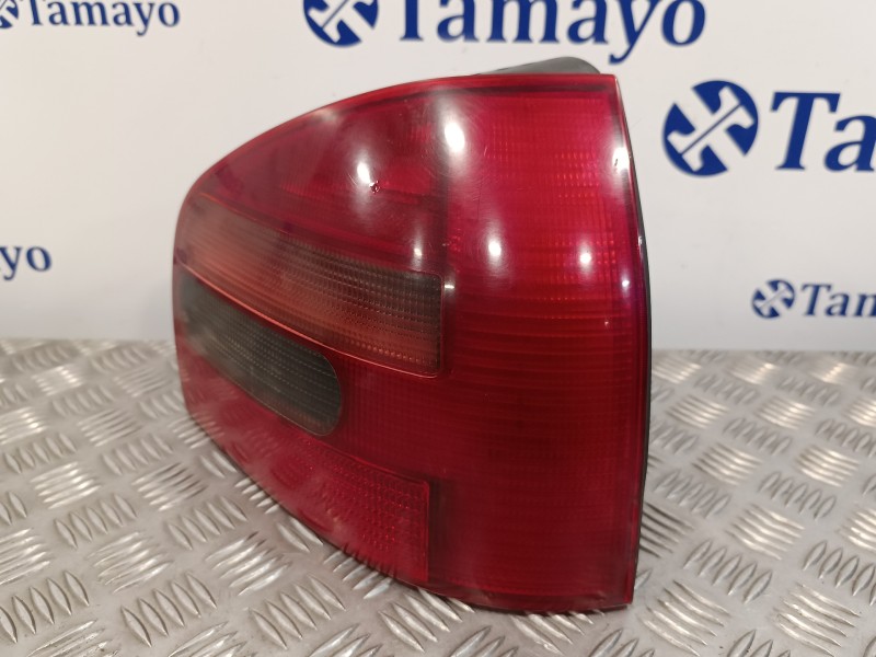 Recambio de piloto trasero derecho para audi a3 (8l) 1.9 tdi referencia OEM IAM 8L0945096  