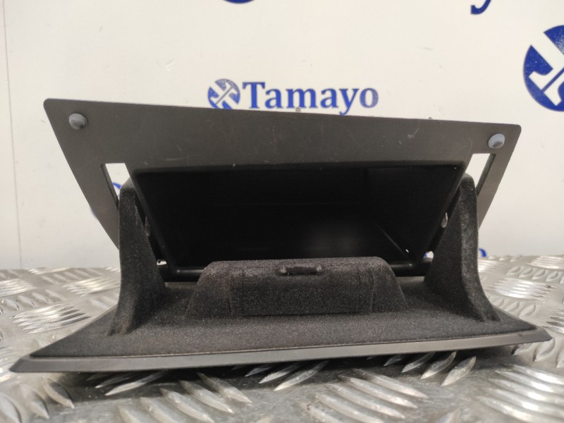 Recambio de guantera para bmw serie 2 gran tourer (f46) referencia OEM IAM   11242010DE