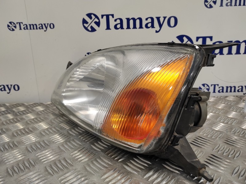 Recambio de faro izquierdo para ford fiesta berlina (dx) referencia OEM IAM 0301173303  YS6113006EC