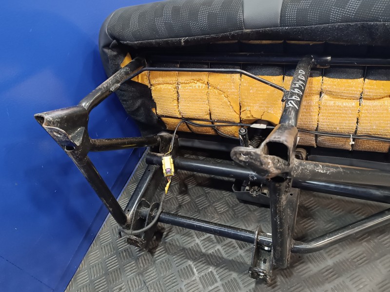 Recambio de asiento delantero derecho para fiat ducato furgon electrico - micro vett referencia OEM IAM   