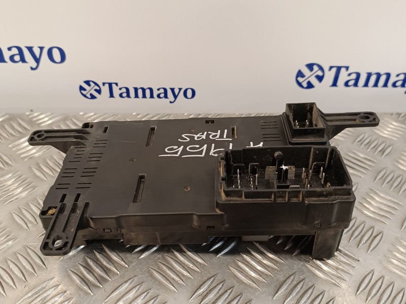 Recambio de caja reles / fusibles para kia carnival 2.9 crdi cat referencia OEM IAM 919584D0800H  