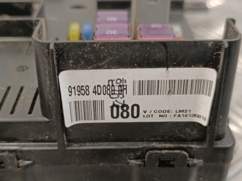 Recambio de caja reles / fusibles para kia carnival 2.9 crdi cat referencia OEM IAM 919584D0800H  