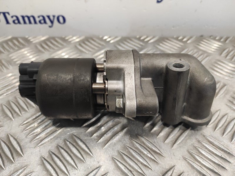 Recambio de valvula egr para chevrolet kalos 1.4 cat referencia OEM IAM 86735  