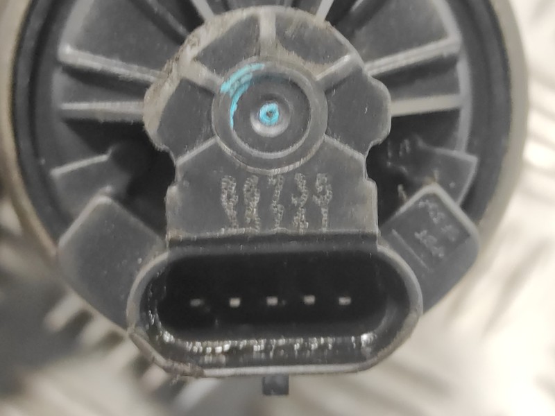 Recambio de valvula egr para chevrolet kalos 1.4 cat referencia OEM IAM 86735  