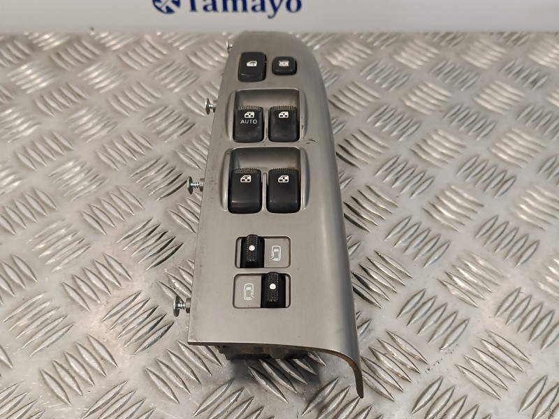 Recambio de mando elevalunas delantero izquierdo para kia carnival 2.9 crdi cat referencia OEM IAM 935704D3200T  