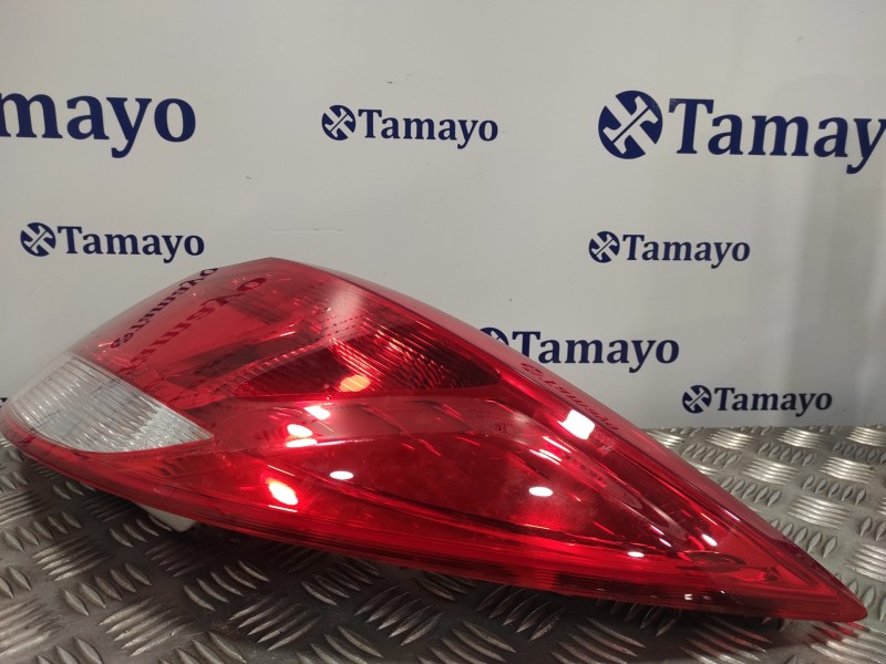 Recambio de piloto trasero derecho para opel insignia berlina 2.0 cdti cat referencia OEM IAM 13279622  