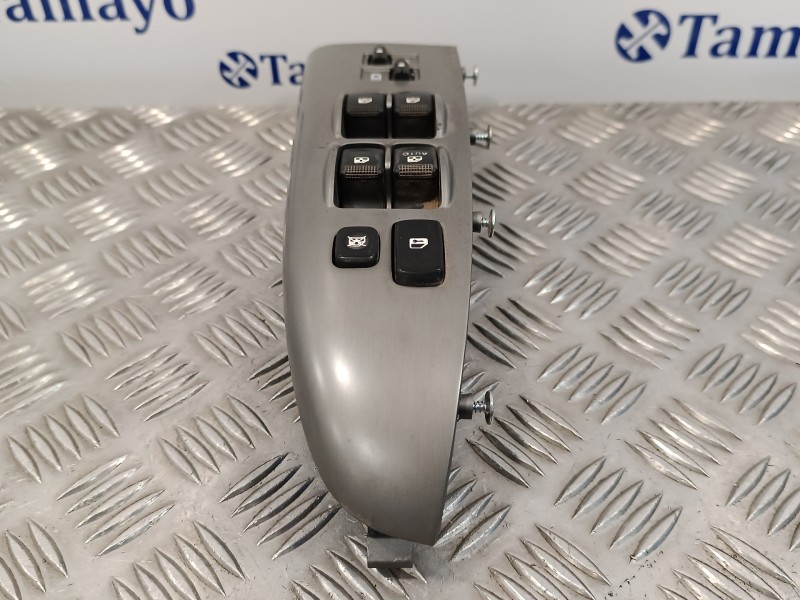 Recambio de mando elevalunas delantero izquierdo para kia carnival 2.9 crdi cat referencia OEM IAM 935704D3200T  