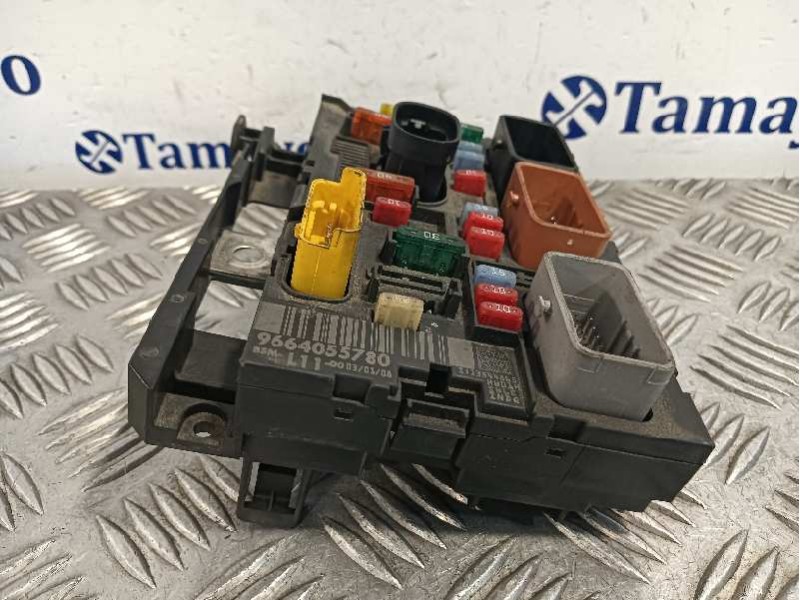 Recambio de caja reles / fusibles para peugeot 307 cc (s2) referencia OEM IAM 9664055780  