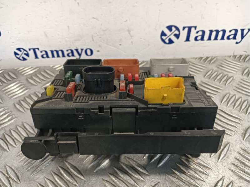 Recambio de caja reles / fusibles para peugeot 307 cc (s2) referencia OEM IAM 9664055780  