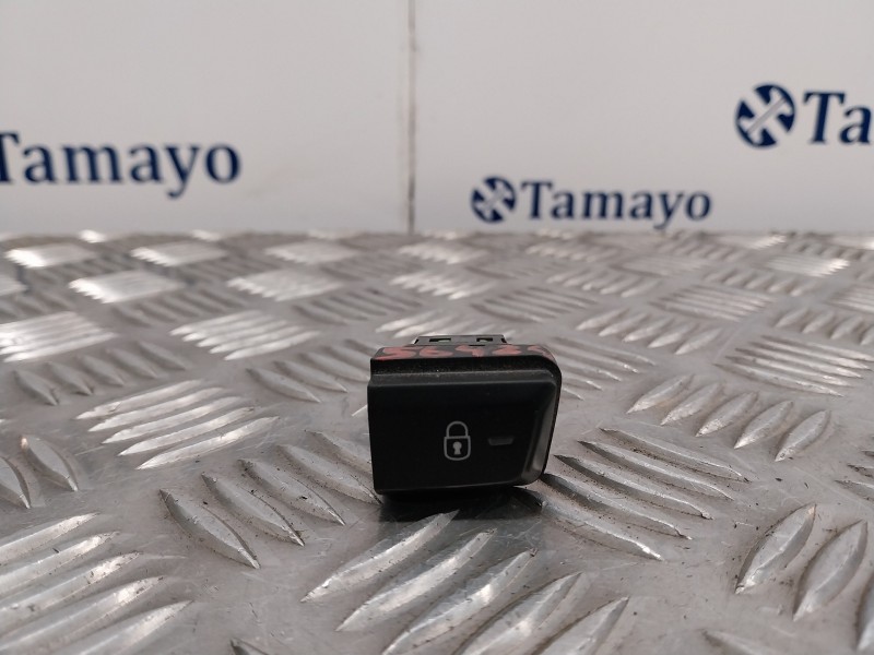 Recambio de boton cierre centralizado para peugeot 208 1.2 12v e-vti referencia OEM IAM 96750883ZD  