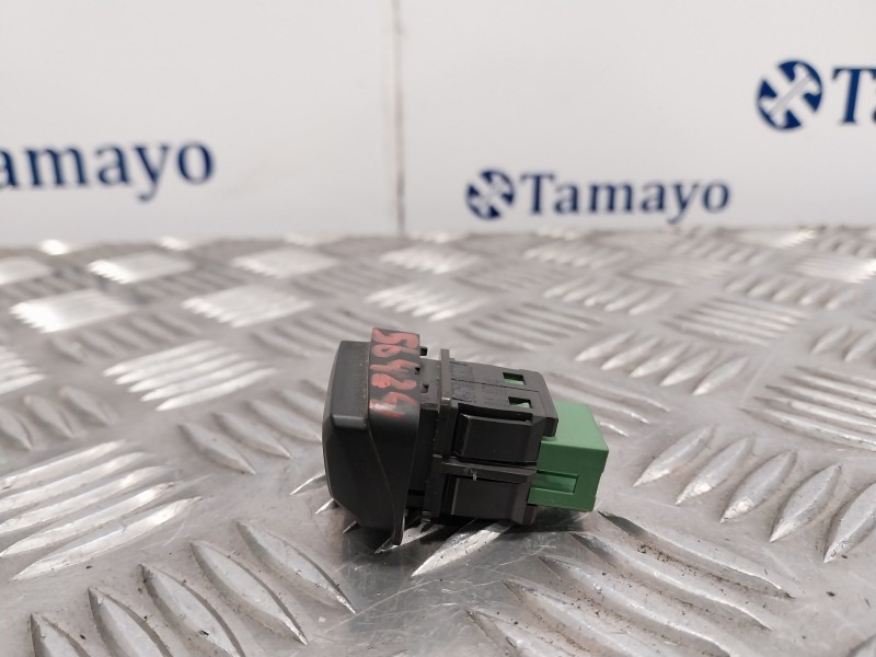 Recambio de boton cierre centralizado para peugeot 208 1.2 12v e-vti referencia OEM IAM 96750883ZD  