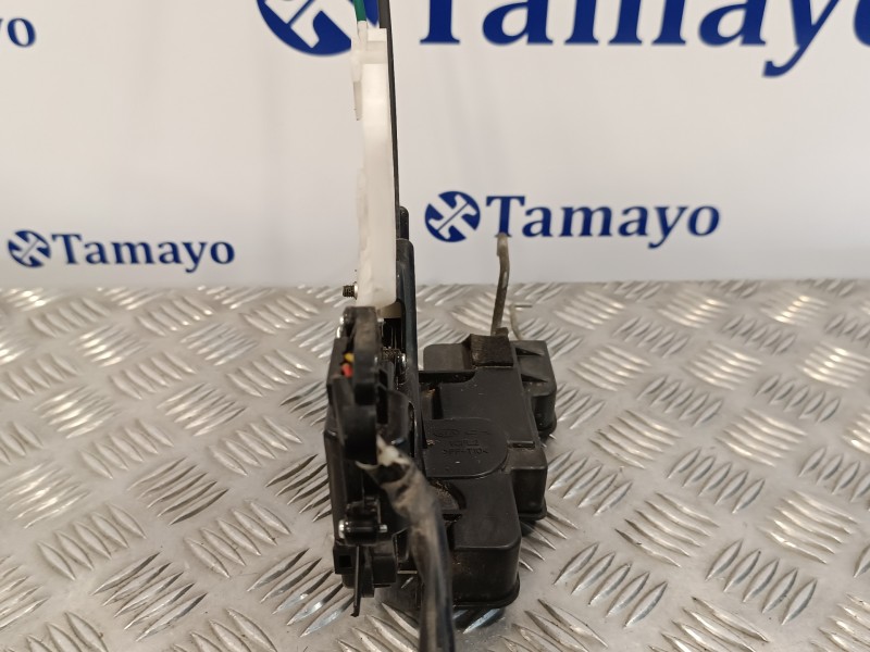 Recambio de cerradura puerta delantera izquierda para kia carnival 2.9 crdi cat referencia OEM IAM   