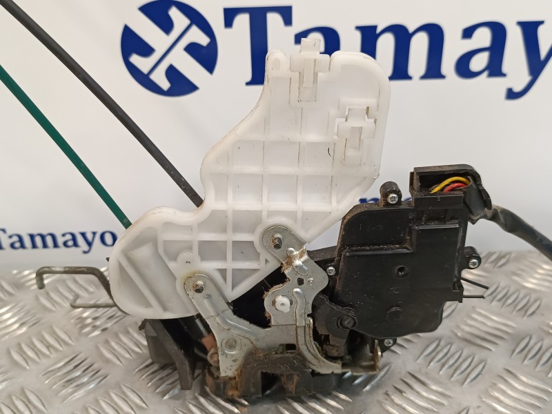 Recambio de cerradura puerta delantera izquierda para kia carnival 2.9 crdi cat referencia OEM IAM   