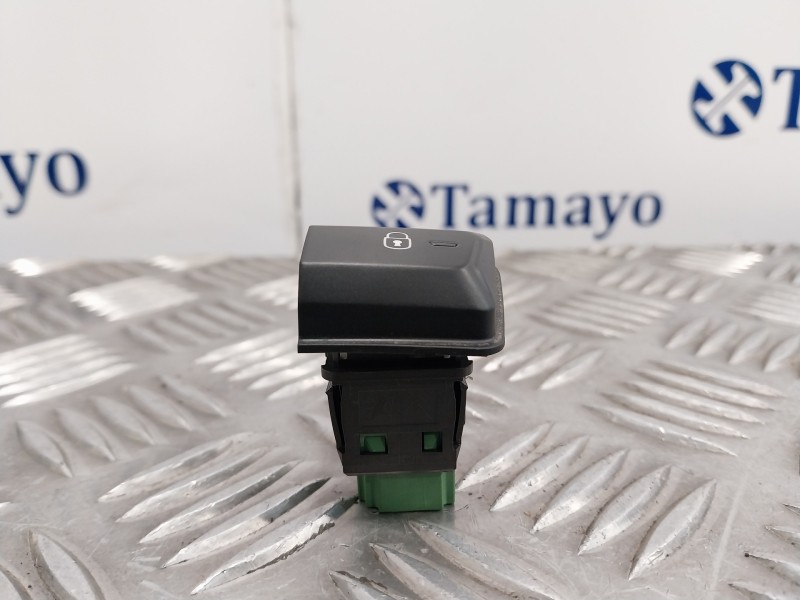 Recambio de boton cierre centralizado para peugeot 208 1.2 12v e-vti referencia OEM IAM 96750883ZD  