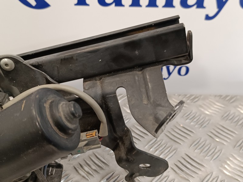 Recambio de motor cierre centralizado porton para kia carnival 2.9 crdi cat referencia OEM IAM 817704D101  